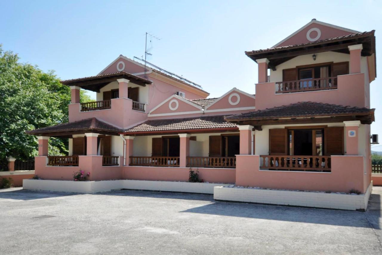 Louvros Sidari Corfu * Sidárion